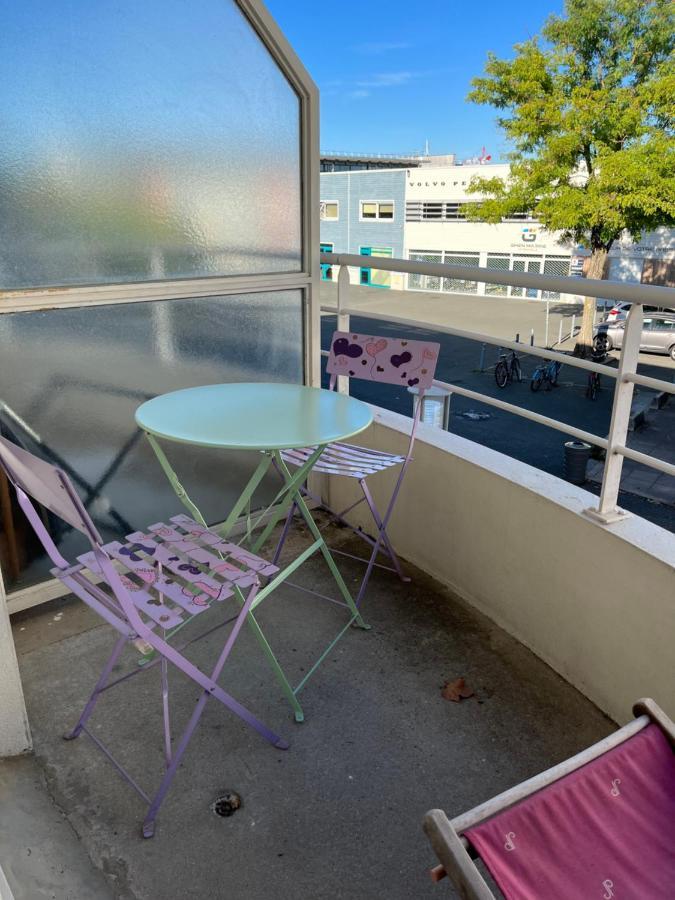 Au Coeur Du Centre Ville De La Rochelle Au Calme Avec Stationnement Gratuit Eksteriør billede