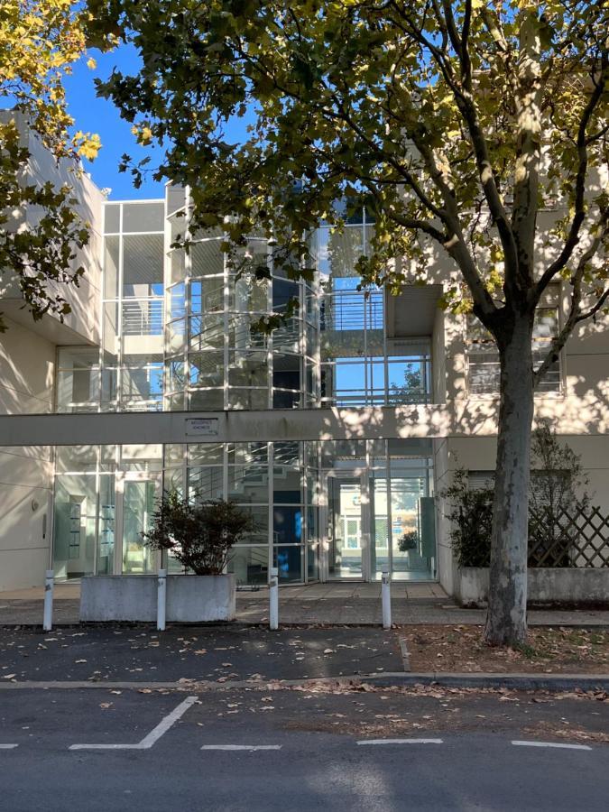 Au Coeur Du Centre Ville De La Rochelle Au Calme Avec Stationnement Gratuit Eksteriør billede